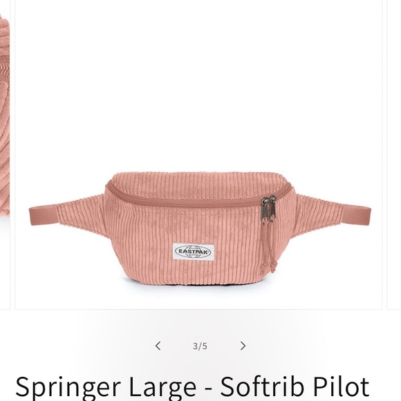 Large Fanny pack never used with tags - Picture 2 of 8